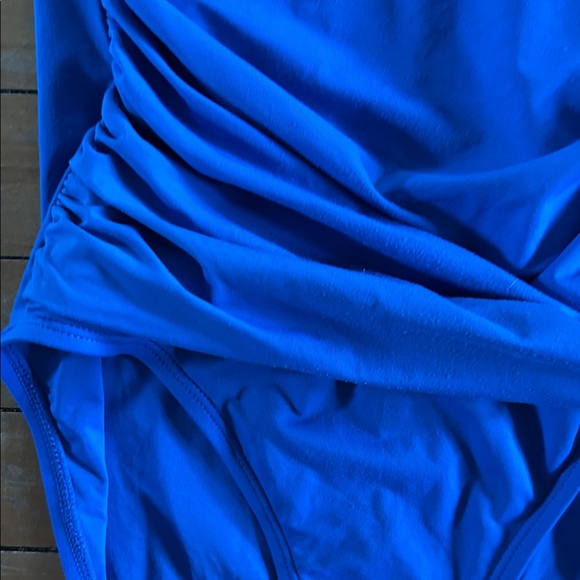 EUC Vibrant women's Blue One Piece Swimsuit - Picture 3 of 9